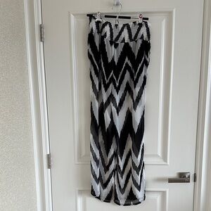 INC International Concepts Zigzag Maxi Skirt in Black and White
